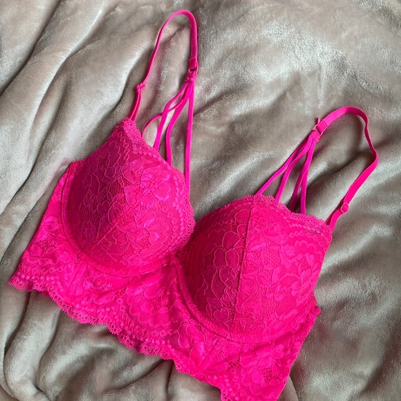 La SENZA Other - ✨La Senza hot pink bra NWOT